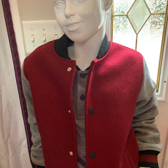 jacket , NWT burgundy , black and grey color . - Picture 4 of 16